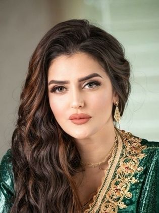 نرجس الحلاق