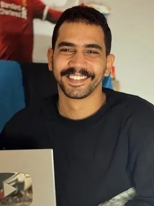 هادي بسيوني