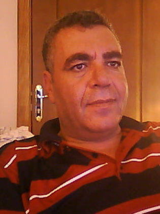 غسان عزب