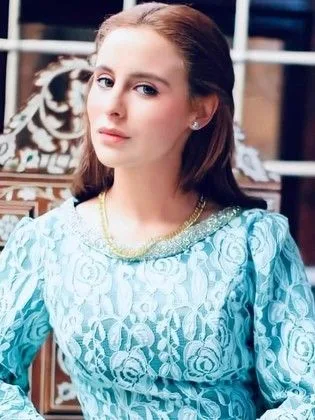 عائشة كمال الجمل