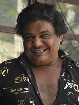 منصور علي خان