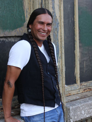 مو برينجز بلنتي