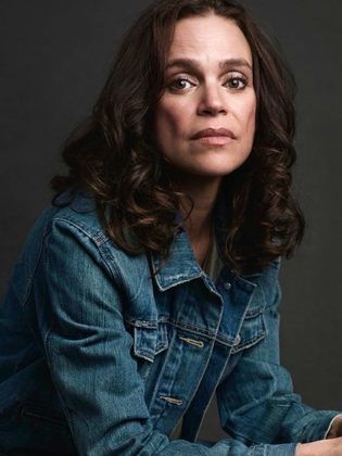 باميلا بهشتي