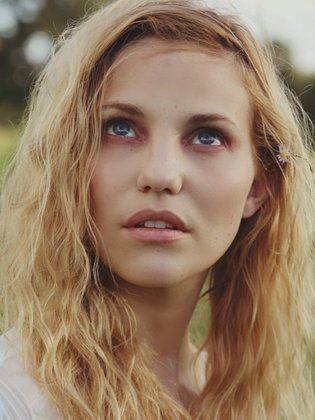 لورا فلانيري