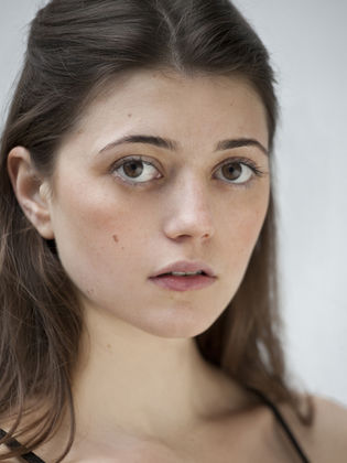 جاسمين بلاك بورو